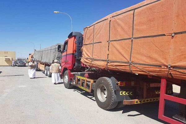 المهرة.. وصول 7 قاطرات مساعدات عمانية وتوجيهات لتفعيل وحدة تموين الطائرات بمطار الغيظة