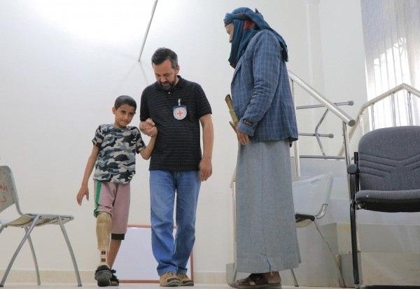الصليب الأحمر: 4.5 مليون شخص في اليمن يعانون من أحد أشكال الإعاقة