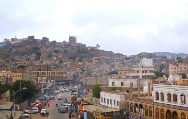 دوي انفجار عنيف في محيط مبنى البريد وسط الضالع