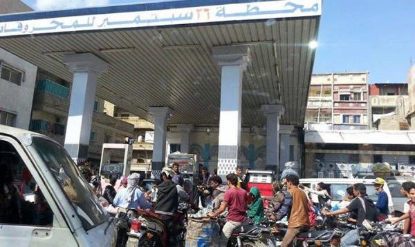 ارتفاع غير مسبوق لأسعار البنزين في مدينة تعز