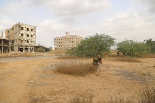 قتلى وجرحى حوثيون بغارات للتحالف في حرض حجة
