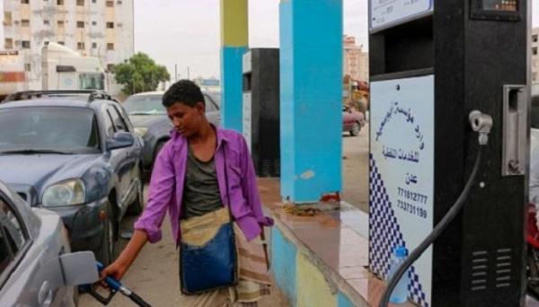 أزمة وقود خانقة تضرب مدينتي عدن وتعز