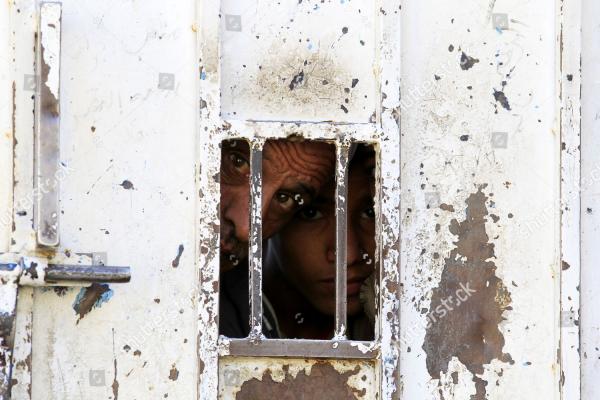 مليشيا الحوثي تستحدث سجوناً في مدينة الحديدة
