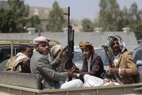 مليشيا الحوثي تواصل إخفاء أكثر من 29 طبياً وعاملاً صحياً رفضوا الالتحاق بجبهات القتال