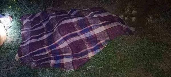 العنف الأسري.. مسلح حوثي يقتل شقيقه وزوجة أخيه وابنيهما ويصيب رابع