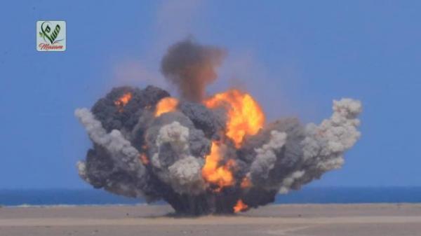 مسام ينفذ عملية إتلاف وتفجير لـ958 لغماً حوثياً وذخائر غير منفجرة في باب المندب