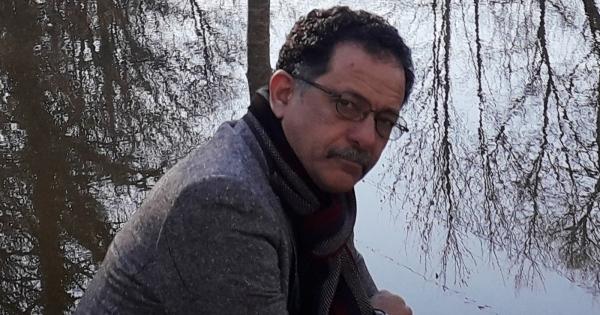 فرنسا تمنح روائياً يمنياً وساماً من الدرجة الأولى
