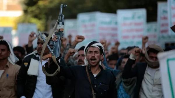 وصفهم بـ"الرجعيين".. السفير الفرنسي لدى اليمن يهاجم الحوثيين ويتهمهم بوضع العراقيل أمام عملية السلام