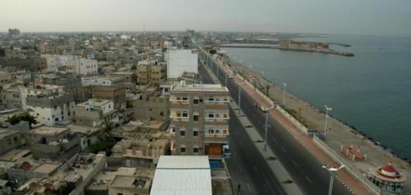 مليشيا الحوثي تدشن أكبر عملية حفر وتنقيب واستخراج للمعادن جنوبي الحديدة