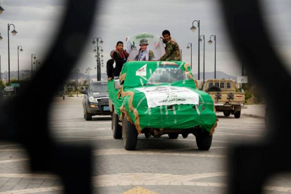 مليشيا الحوثي تدفن جثامين 246 قتيلاً بينهم 137 قيادياً خلال أغسطس الماضي 