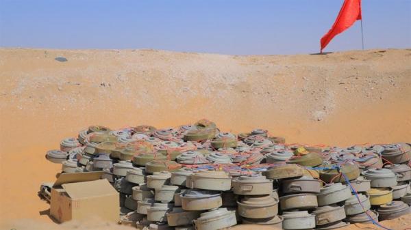 الفرق الهندسية تنزع 150 لغماً أرضياً من مخلفات مليشيا الحوثي في الجوف