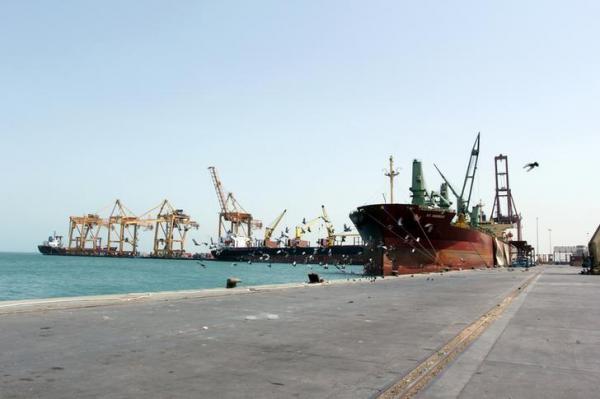 إيرادات ميناء الحديدة تؤجج الصراعات بين أجنحة مليشيا الحوثي