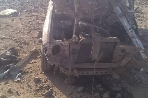 إصابة مدني وإعطاب سيارته بانفجار لغم من مخلفات الحوثيين في ذو باب