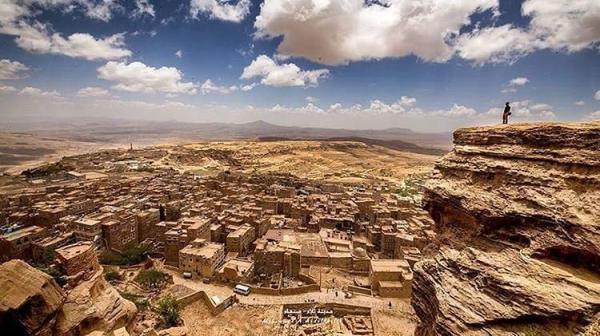 مليشيا الحوثي تغير أسماء المنشآت الحكومية في عمران