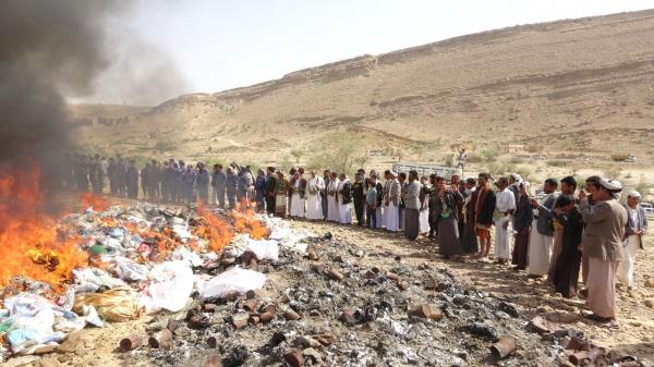 محامٍ يشكك في مزاعم الحوثيين إحراق 40 طن حشيش