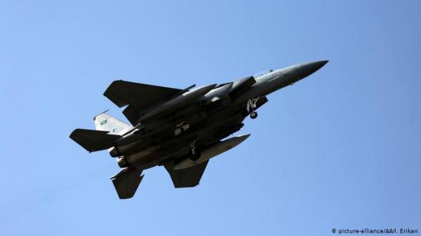 طيران التحالف يدمر عربة BMB حوثية في جبهة النضود بالجوف