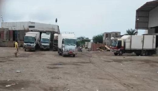 الحديدة.. احتجاز موزع ثلج في أمن بيت الفقيه بسبب البيع بسعر مخفّض
