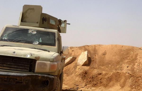 مأرب.. قوات الجيش والقبائل تستعيد جبل البياض في مديرية رحبة