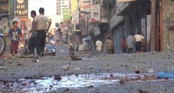 أربعة قتلى وجريحان في اشتباكات مسلحة بين عصابتين في مدينة تعز