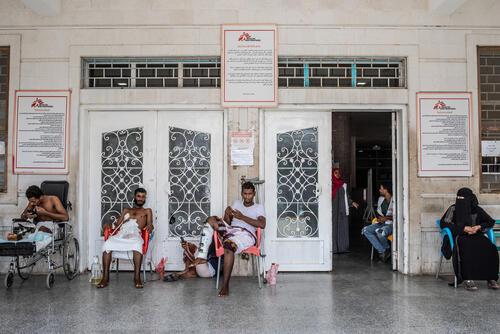 شبكة حقوقية توثق الانتهاكات والجرائم الحوثية في المجال الصحي