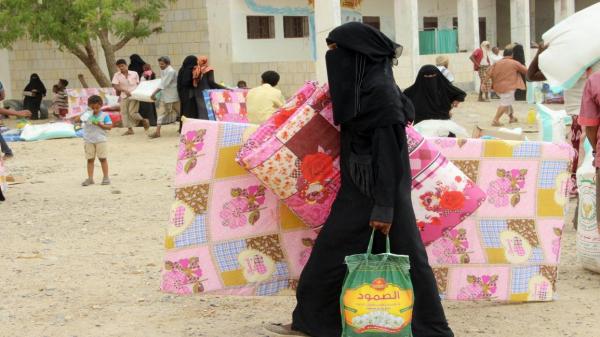 أهالي بلاد الأحمدي بالضالع: مساعدات المنظمات توزّع بـ"المحسوبية" والأدوية تُباع لصيدليات أهلية