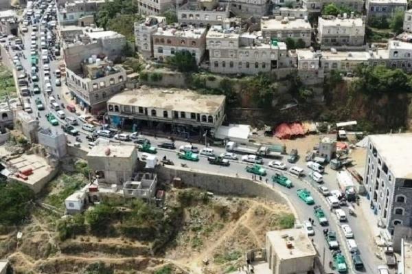 مليشيا الحوثي تدفن 131 من قتلاها بينهم 105 برتب عسكرية خلال الأسبوع الثاني من نوفمبر الجاري (أسماء)
