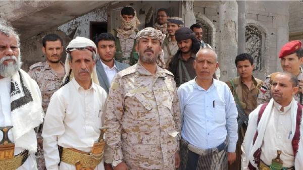 الفريق بن عزيز: مليشيا الحوثي بلا قيم أو أخلاق ومشروعها الدمار والخراب وقتل النساء والأطفال