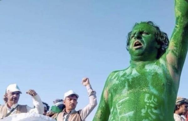 المشرف الحوثي ومدير أمن النادرة يفرضان التحشيد وجمع الجبايات بذريعة "المولد"