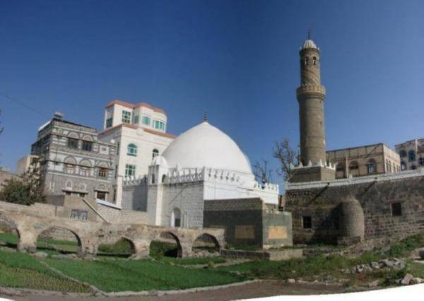 مليشيات الحوثي تقتحم مسجداً في ذمار وتمهل أئمة المساجد في البيضاء