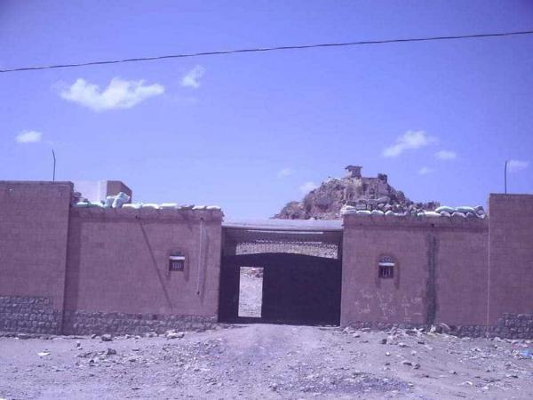 مليشيا الحوثي تهرب سجينين متهمين بحوادث قتل من سجن رداع في البيضاء
