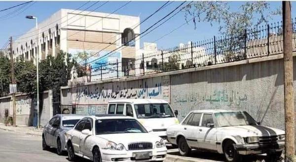 مليشيا الحوثي تغير اسم إحدى كبريات مدارس صنعاء باسم أحد قتلاها