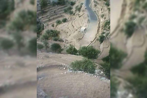 مليشيا الحوثي تفجّر خط المغنية بين تعز ولحج