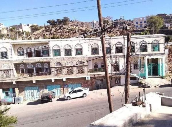 مليشيات الحوثي تستولي على منزل ناشط مناهض لها في المحويت