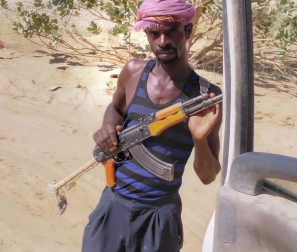 مقتل امرأتين وإصابة اثنين آخرين على يد مهاجر إفريقي في شبوة