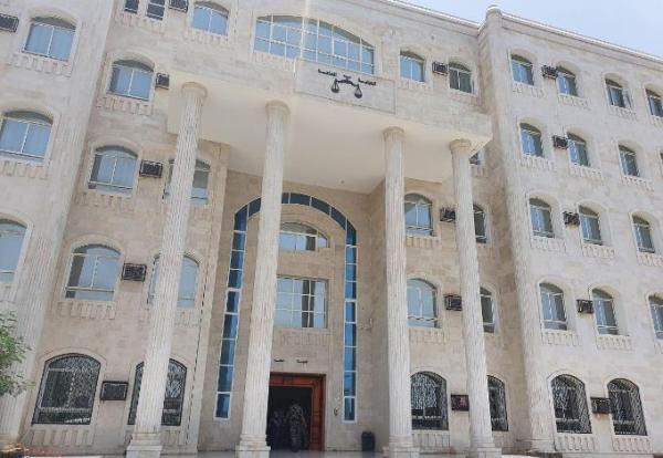 بتهمة زعزعة الأمن ونهب الأراضي في عدن.. أمر قبض قهري بحق عصام الصبيحي (وثيقة)