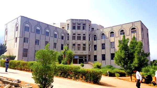 جامعات عدن وتعز وأبين تعلن الإضراب الشامل