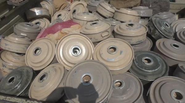 إصابة ثلاثة مدنيين بانفجار لغم بطريق حيس - الجراحي جنوب الحديدة
