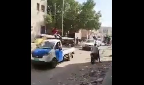 مليشيا الحوثي تقتحم بأطقم ومسلحين حي غليل في الحديدة (فيديو)