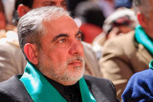 موقع "كيهان" الإيراني: حسن إيرلو توفي جراء إصابته بغارة للتحالف في اليمن