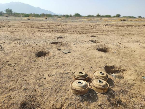 لغم حوثي يودي بحياة امرأة في مقبنة غربي تعز
