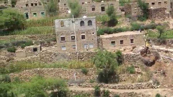 مليشيا الحوثي تنفذ حملة مداهمة منازل في ماوية بتعز