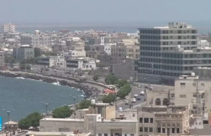 الحديدة.. مليشيا الحوثي تختطف 4 من مسؤولي مكتب النقل وتقتادهم إلى سجونها