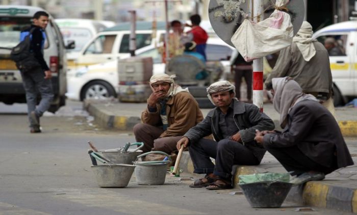 عيد العمال في اليمن.. ذكرى للبطالة وانقطاع المرتبات