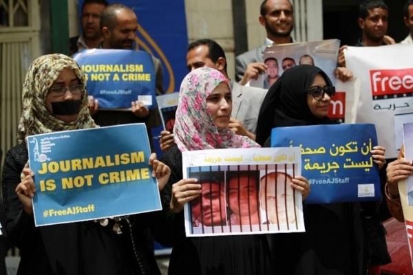 منظمة حقوقية تطالب الأمم المتحدة والمجتمع الدولي بحماية الصحافة والصحفيين في اليمن