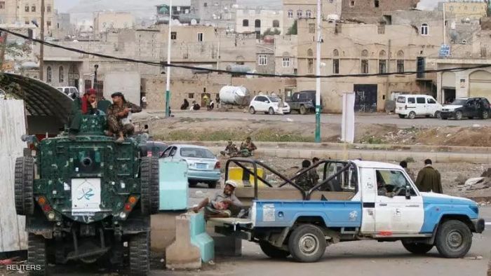 سكان محليون: أقسام شرطة بصنعاء تتحول إلى أوكار للفساد والوساطة والابتزاز سكان محليون: أقسام شرطة بصنعاء تتحول إلى أوكار للفساد والوساطة والابتزاز