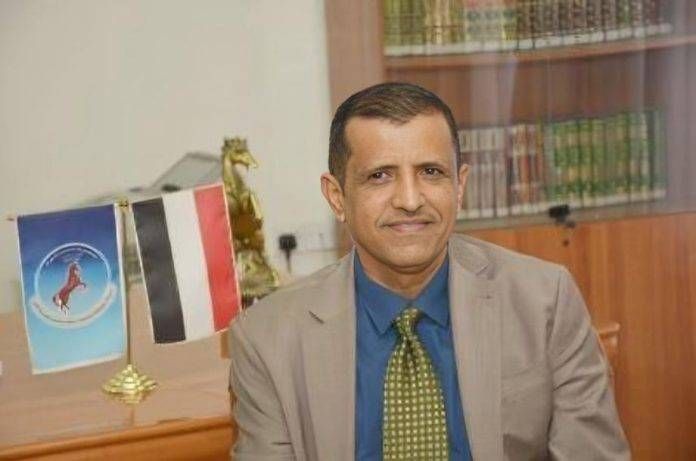مصادر حقوقية: استمرار احتجاز الشيخ غازي الأحول يكشف الوجه الإرهابي لمليشيا الحوثي