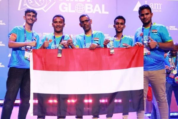 المنتخب اليمني للروبوت والذكاء الاصطناعي يحصد جائزتين عالميتين في بطولة “فيرست قلوبال” ببنما