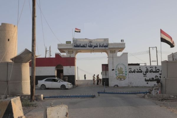الأجهزة الأمنية في المهرة تلقي القبض على قاتل خلال ساعات من ارتكابه الجريمة