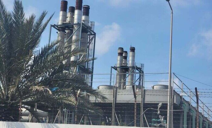 احتجاز قاطرات وقود بأبين يهدد بإغراق عدن في ظلام دامس