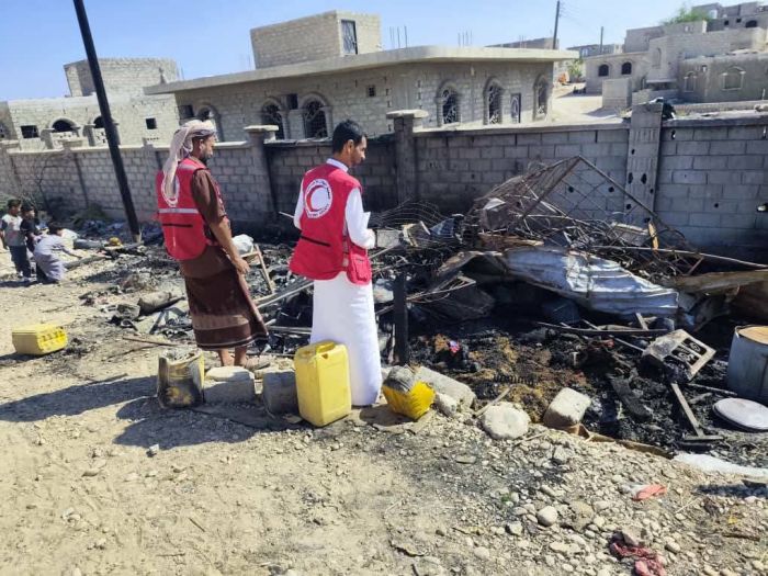 حريق في مأوى لأسرتين بالمهرة يتسبب بنفوق أغنام وإتلاف الأثاث 